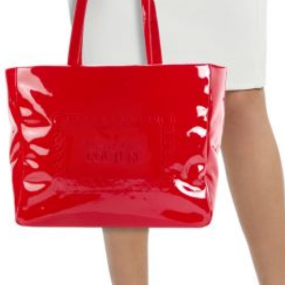 β€NWT Pretty in Red Schick Carolina Herrera Gloss Tote 12*20.5" - Picture 1 of 11